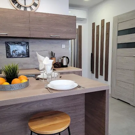 Q Meta -1, 2 Lub 3-pokojowe, Klimatyzowane Przy Manufakturze Z Garazem Lub Parkingiem Gratis, Fv Apartment