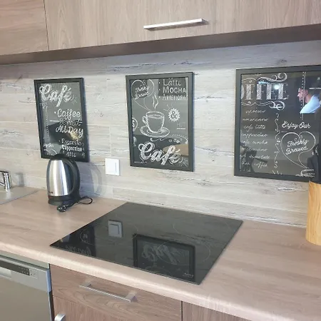 Q Meta -1, 2 Lub 3-pokojowe, Klimatyzowane Przy Manufakturze Z Garazem Lub Parkingiem Gratis, Fv وودج