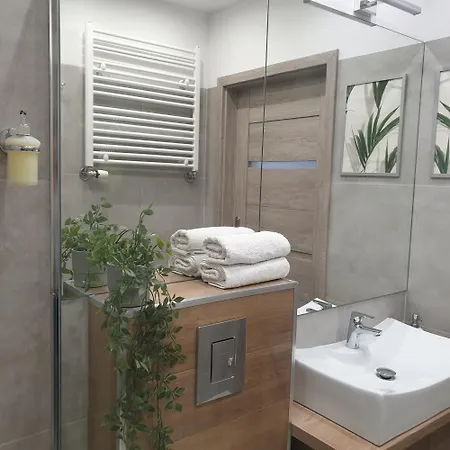 Apartment Q Meta -1, 2 Lub 3-pokojowe Z Garazem Lub Parkingiem Gratis, Manufaktura, Fv Lodz