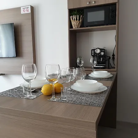 Q Meta -1, 2 Lub 3-pokojowe, Klimatyzowane Przy Manufakturze Z Garazem Lub Parkingiem Gratis, Fv Apartment