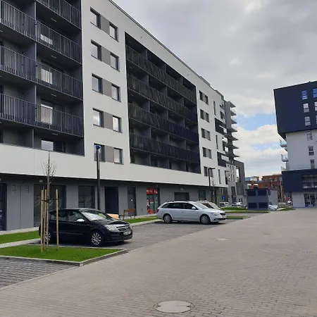 Apartament Q Apart AGAT - parking klimatyzacja Netflix, STUDIO