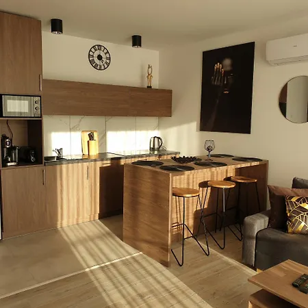 Apartment Q Meta -1, 2 Lub 3-pokojowe, Klimatyzowane Przy Manufakturze Z Garazem Lub Parkingiem Gratis, Fv