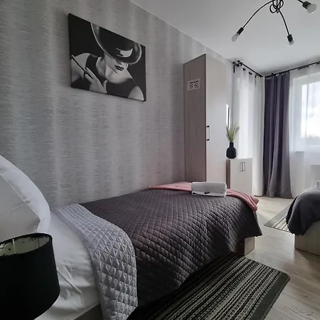 Q Meta -1, 2 Lub 3-pokojowe, Klimatyzowane Przy Manufakturze Z Garazem Lub Parkingiem Gratis, Fv Apartment *