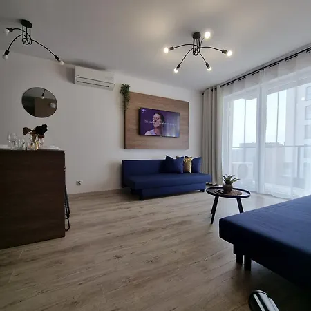 Apartament Q Apart AGAT - parking klimatyzacja Netflix, STUDIO Łódź