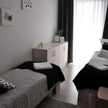 Apartament Q Apart AGAT - parking klimatyzacja Netflix, STUDIO Łódź