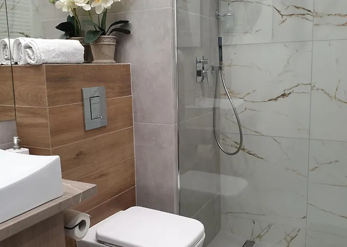 Q Meta -1, 2 Lub 3-pokojowe, Klimatyzowane Przy Manufakturze Z Garazem Lub Parkingiem Gratis, Fv *