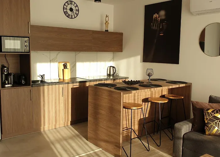 Appartamento Q Meta -1, 2 Lub 3-pokojowe, Klimatyzowane Przy Manufakturze Z Garazem Lub Parkingiem Gratis, Fv